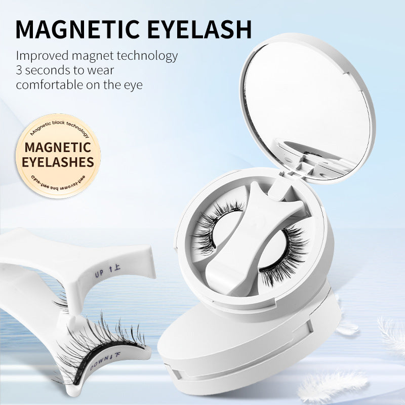 Magnetic false eyelashes with applicator