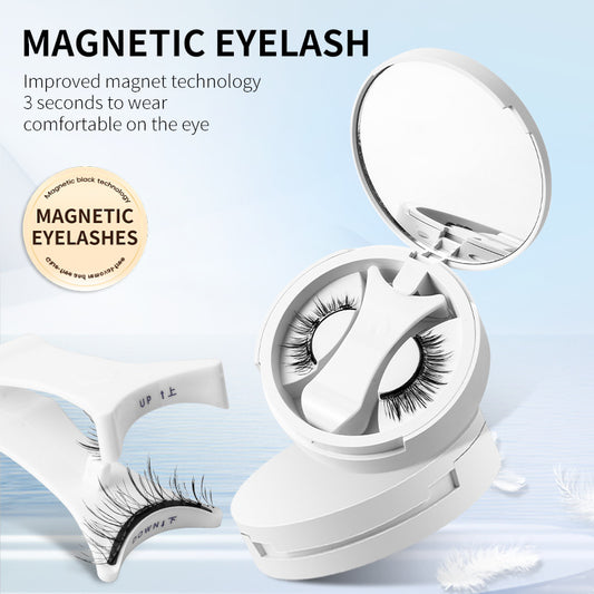 Magnetic false eyelashes with applicator